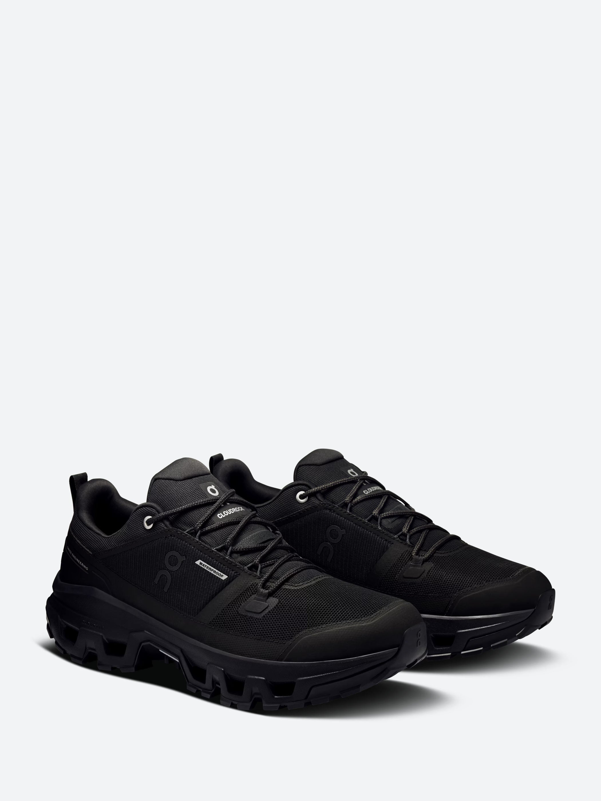 On - Men's Cloudrock Low Waterproof in Black/Black – gravitypope