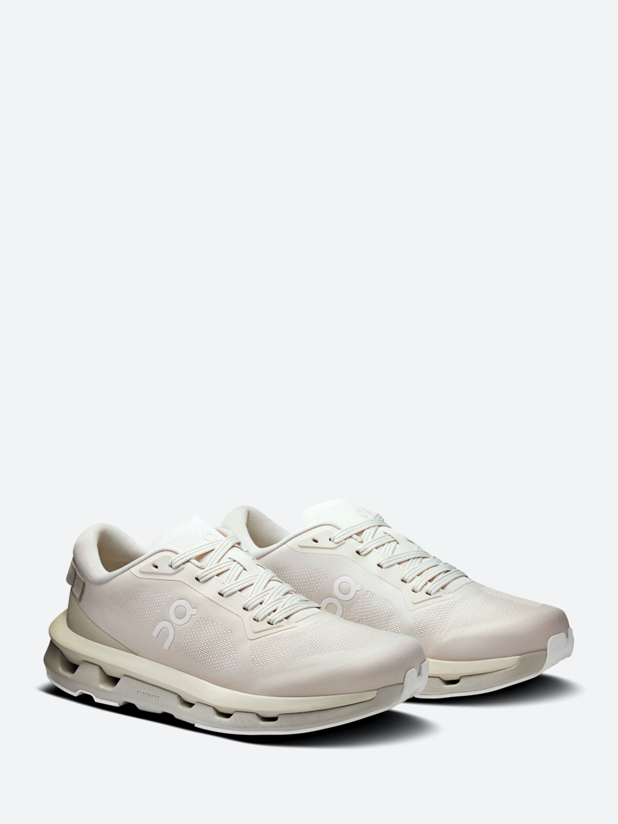 On - Women's Cloudaway 2 in Cinder and Fog – gravitypope