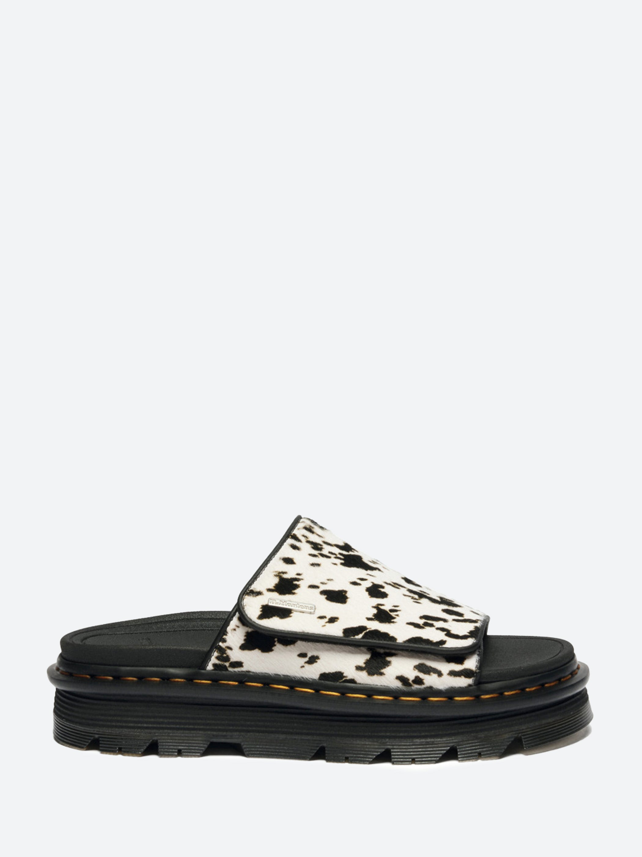 メリトクラシー Dr. Martens Zebzag Slides | Free People