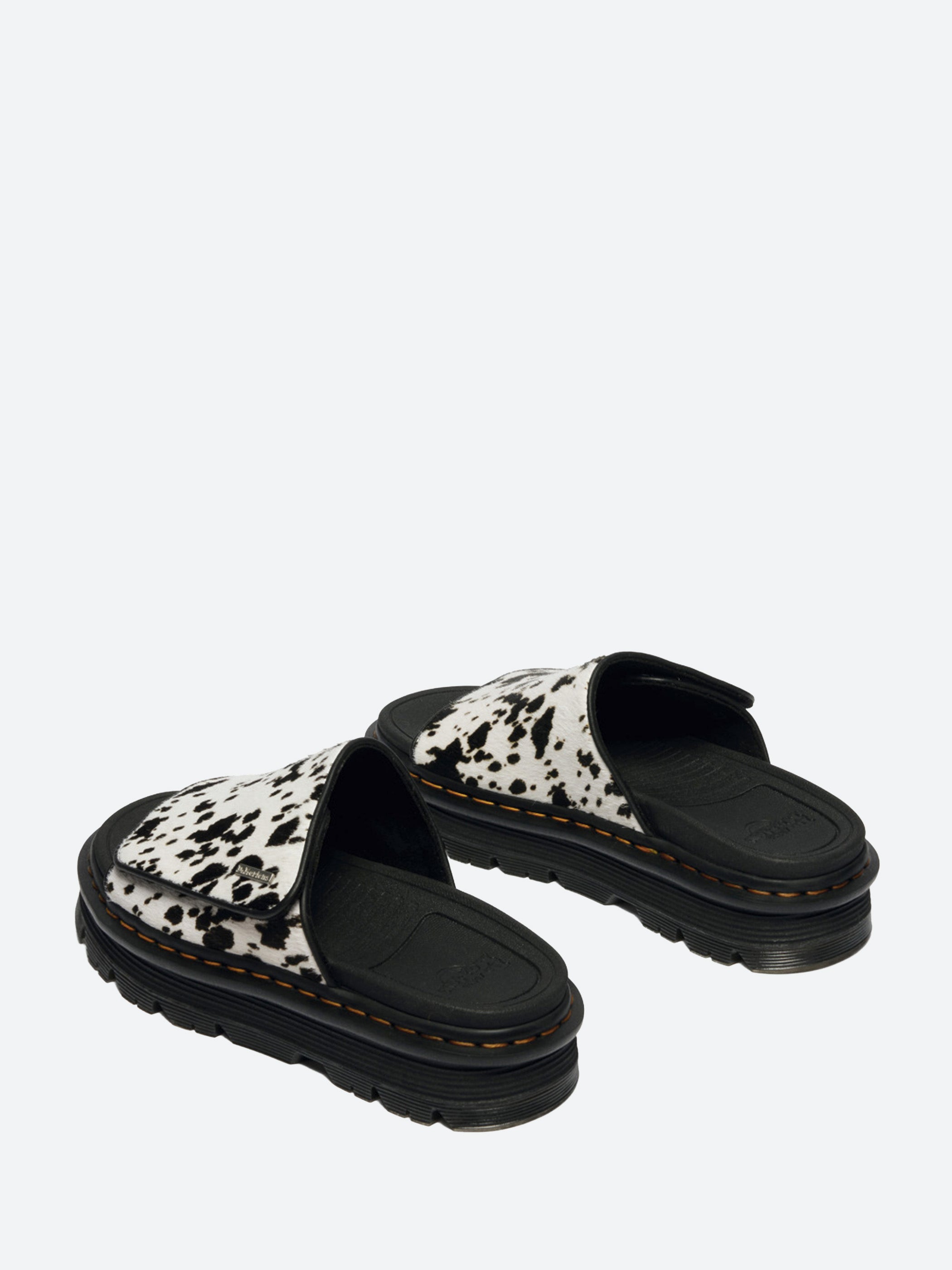 Dr. Martens - Myles Buckle Slide Sandals in Black – gravitypope