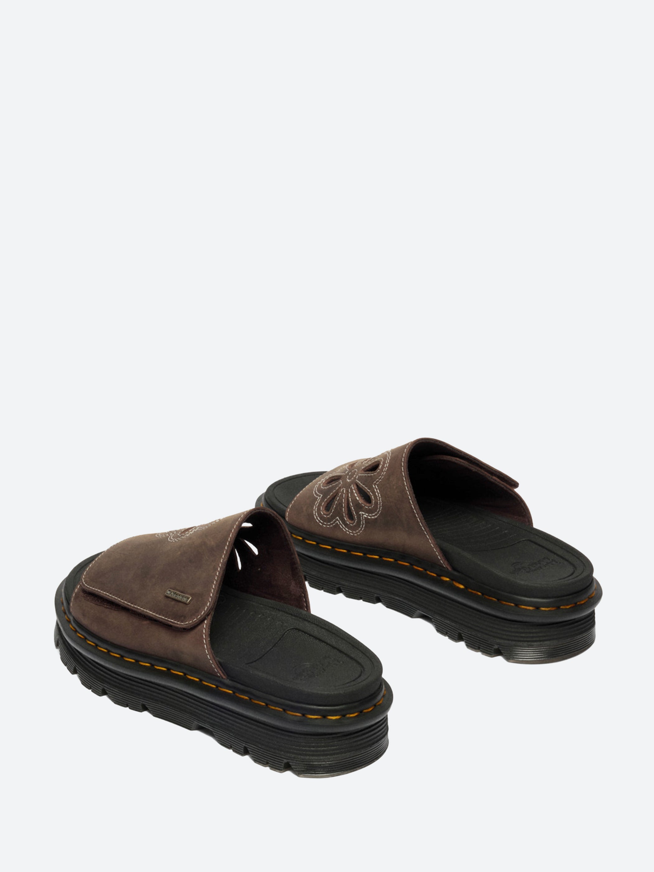 テルスガイザー Dr. Martens Zebzag Slides | Free People
