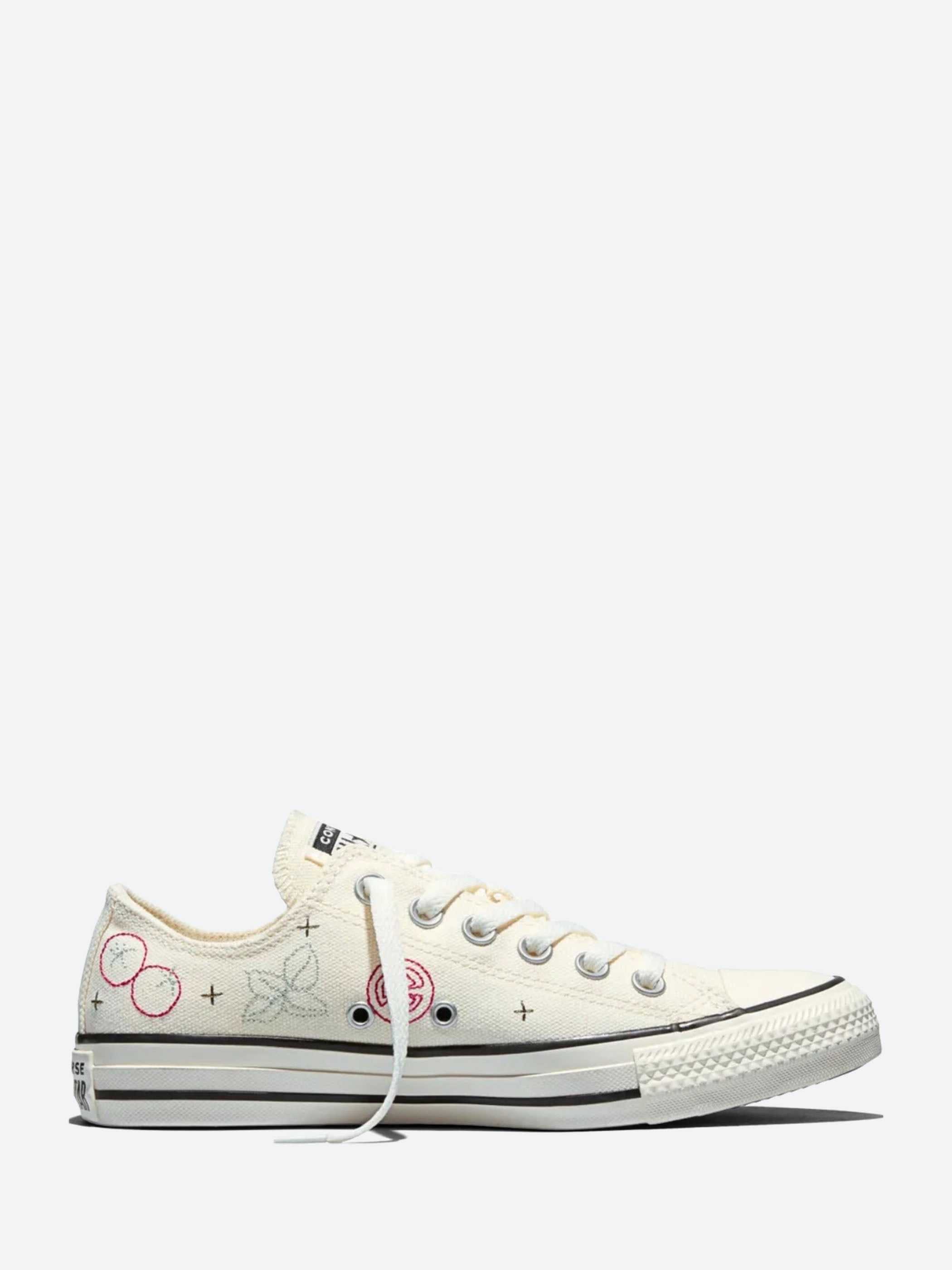 Chuck Taylor All Star Low Top Market Essentials Embroidered