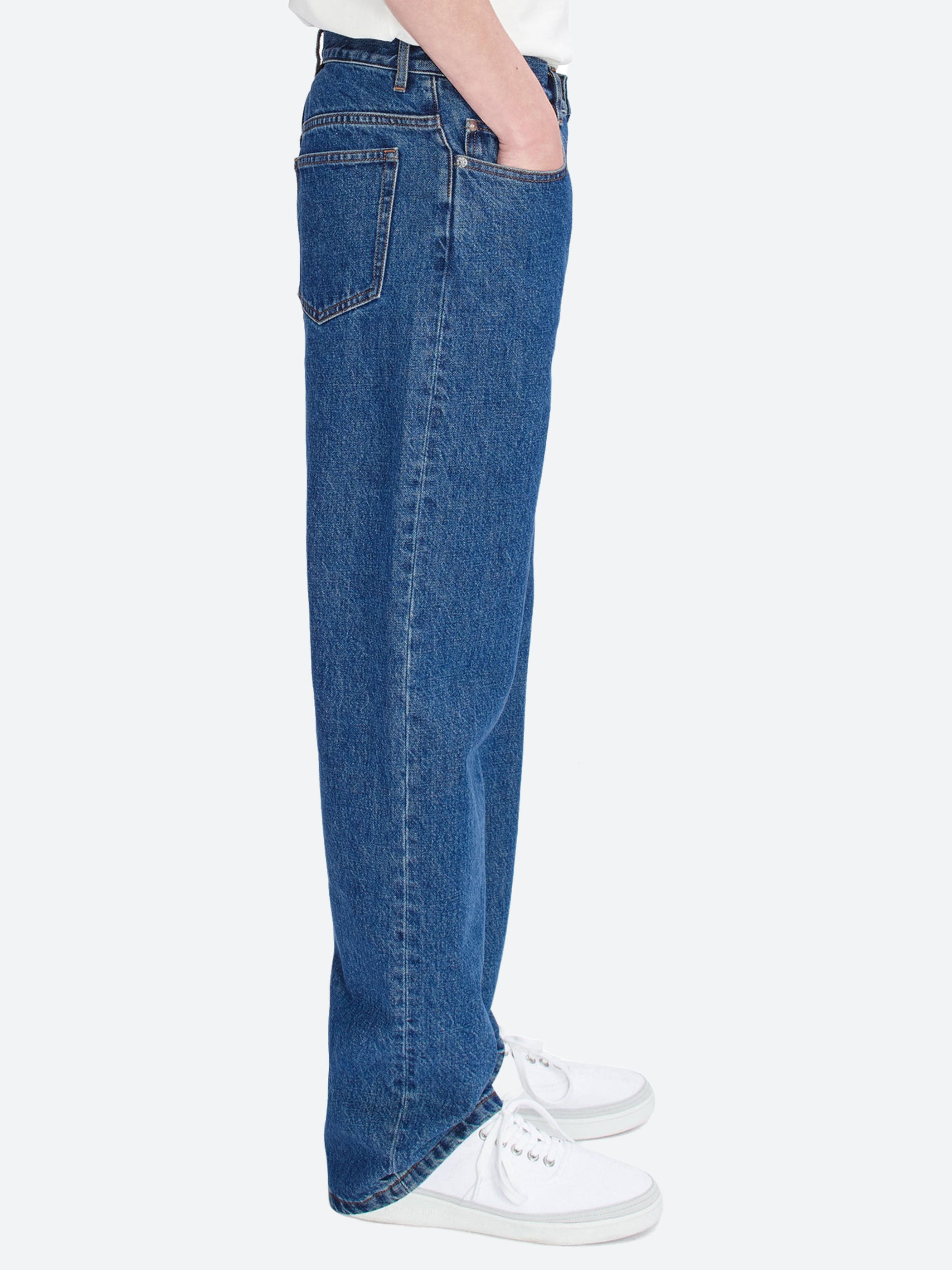 Relaxed H Jean