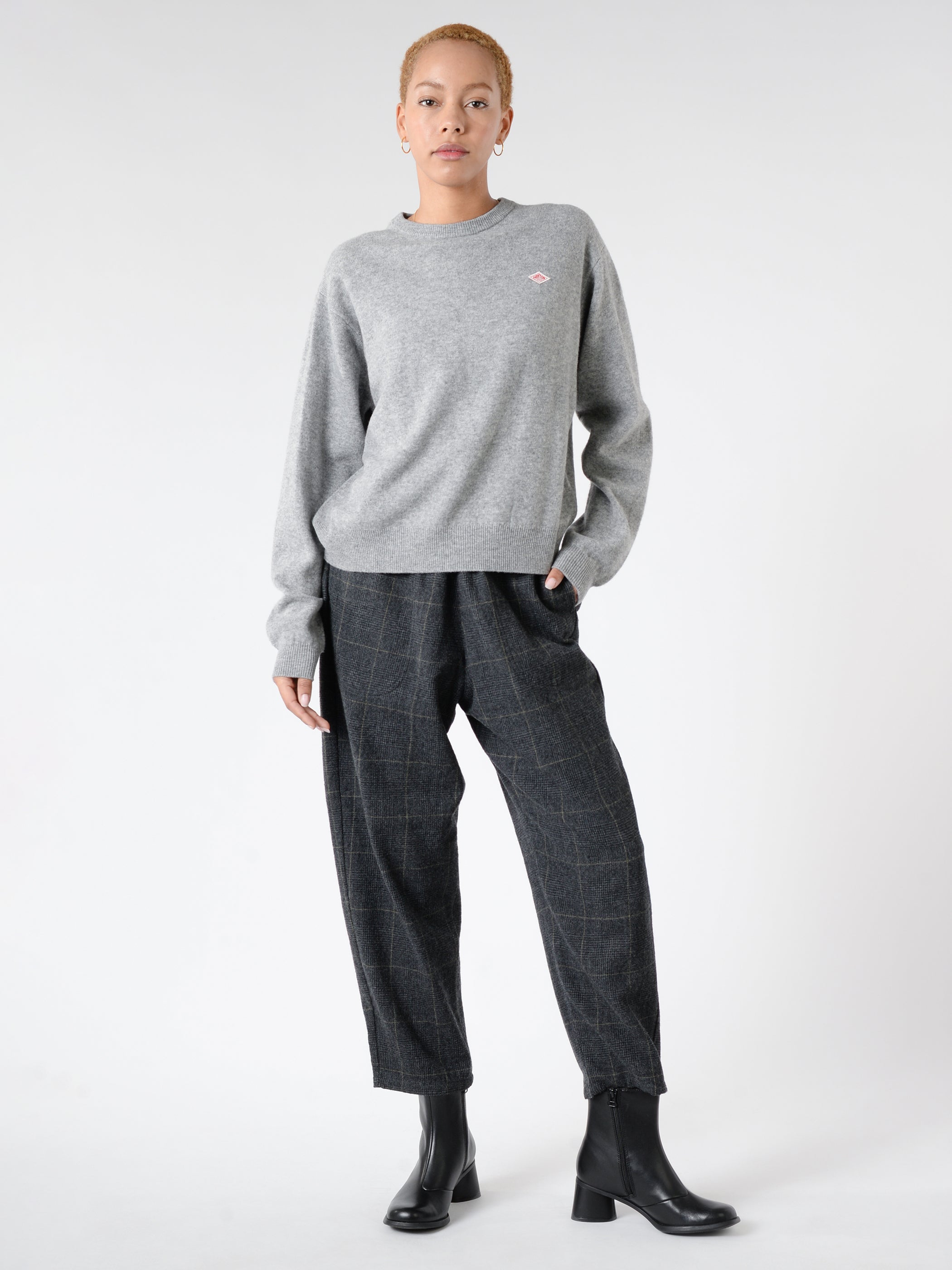 Women's Lambswool Crew Neck Knit Pullover