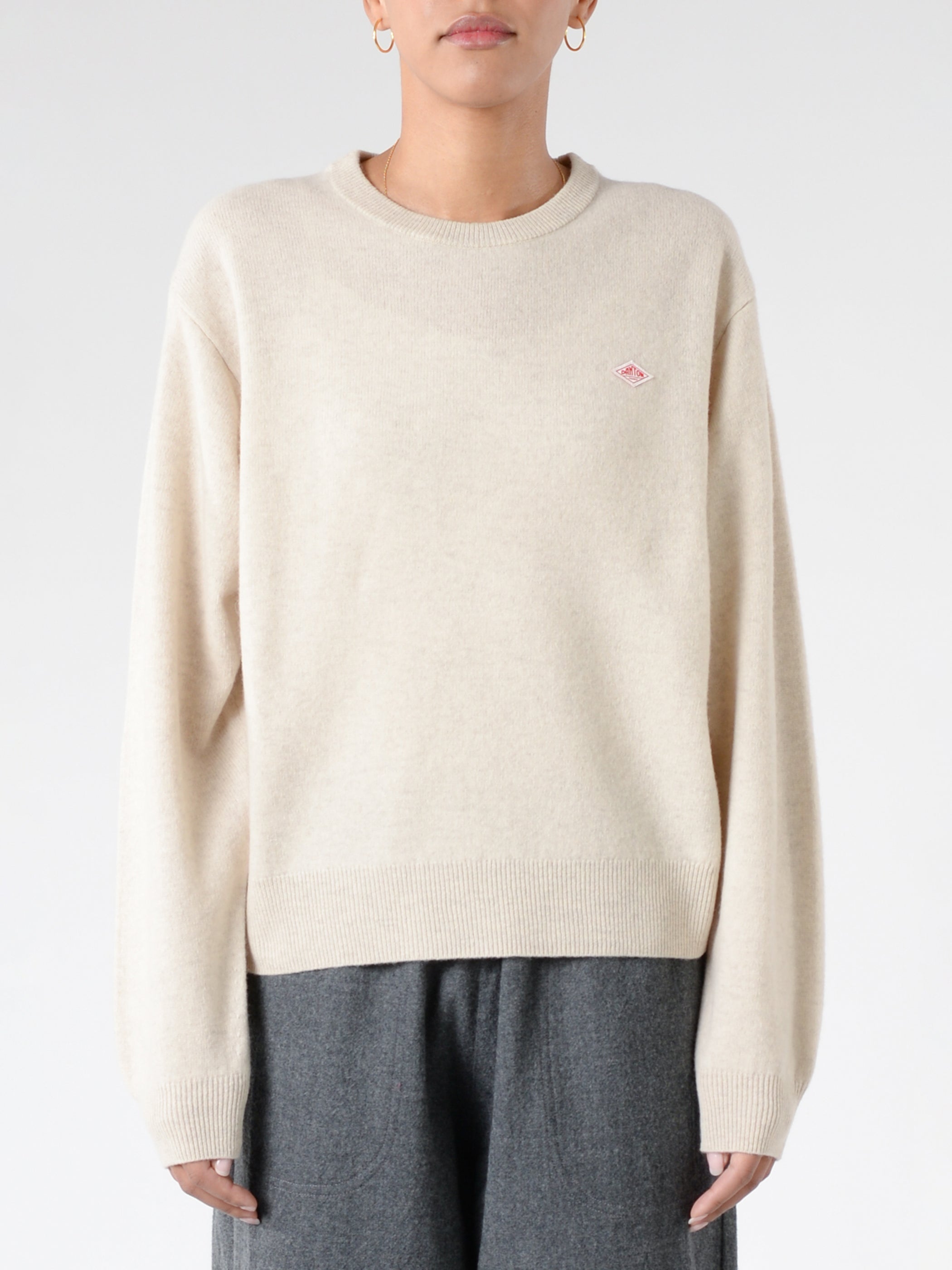 Women's Lambswool Crew Neck Knit Pullover