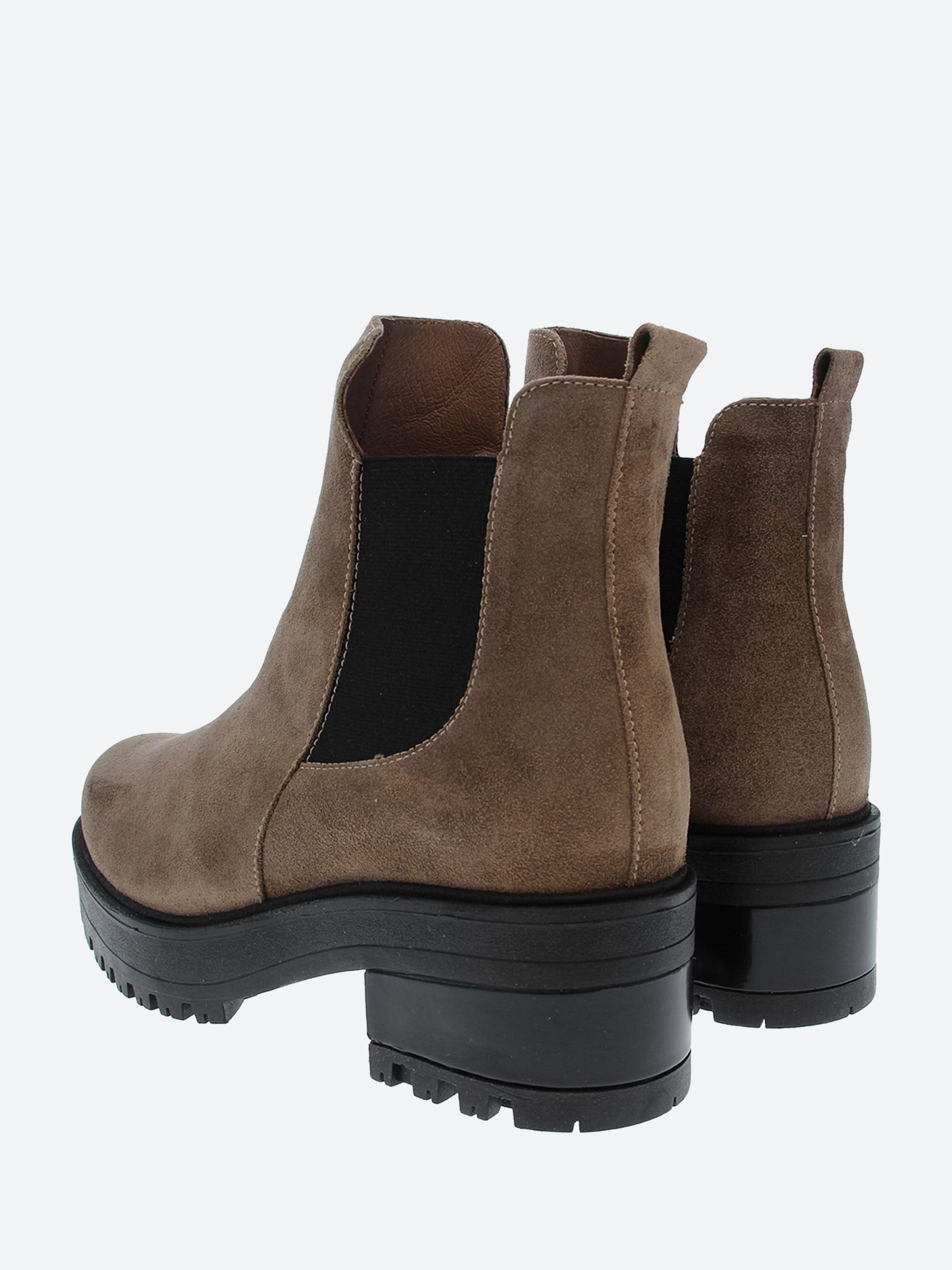 Chelsea Boot