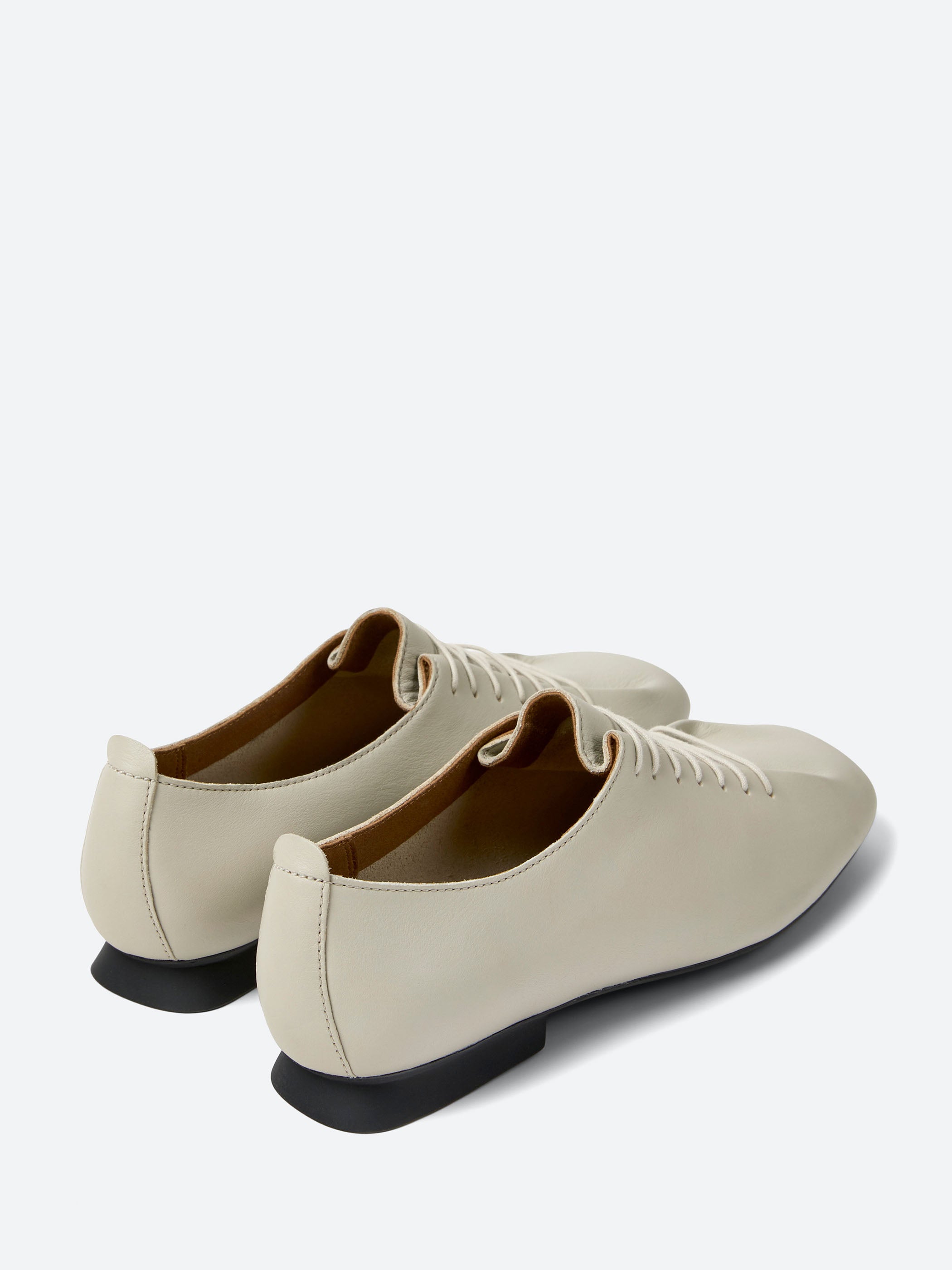 Camper - Casi Myra Leather Shoes in Light Beige – gravitypope