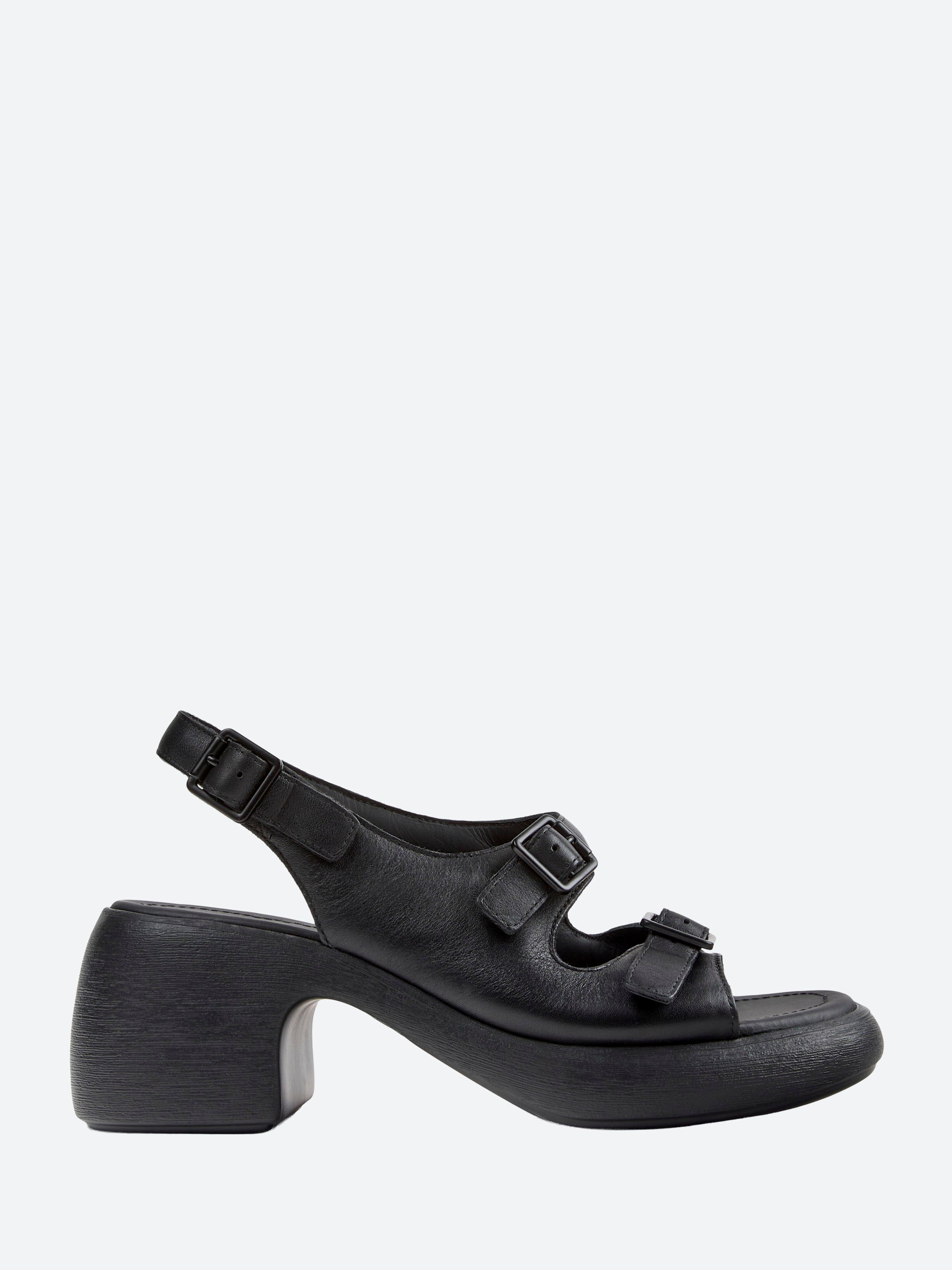 Thelma Sandal
