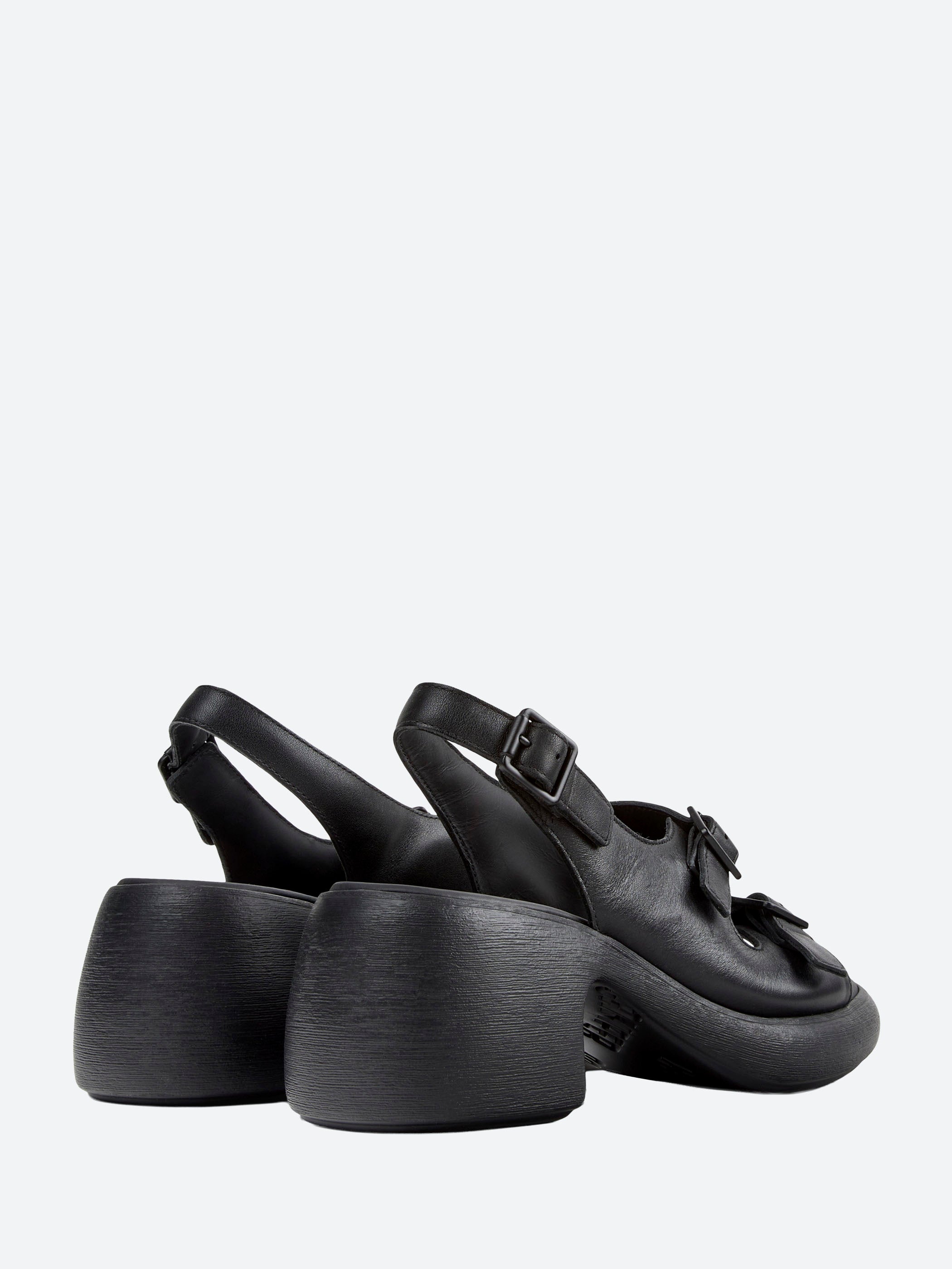 Thelma Sandal