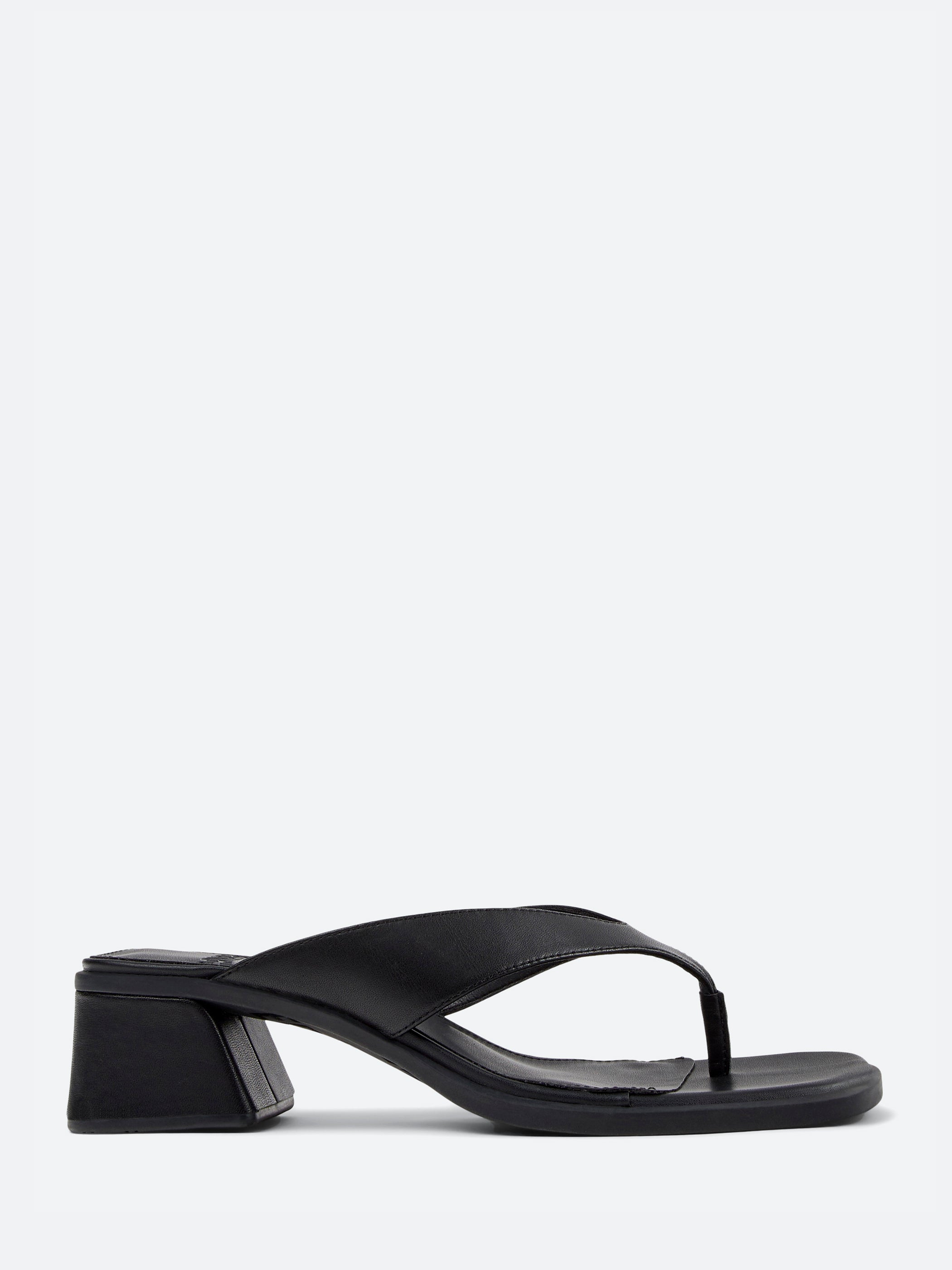 Kora Sandal