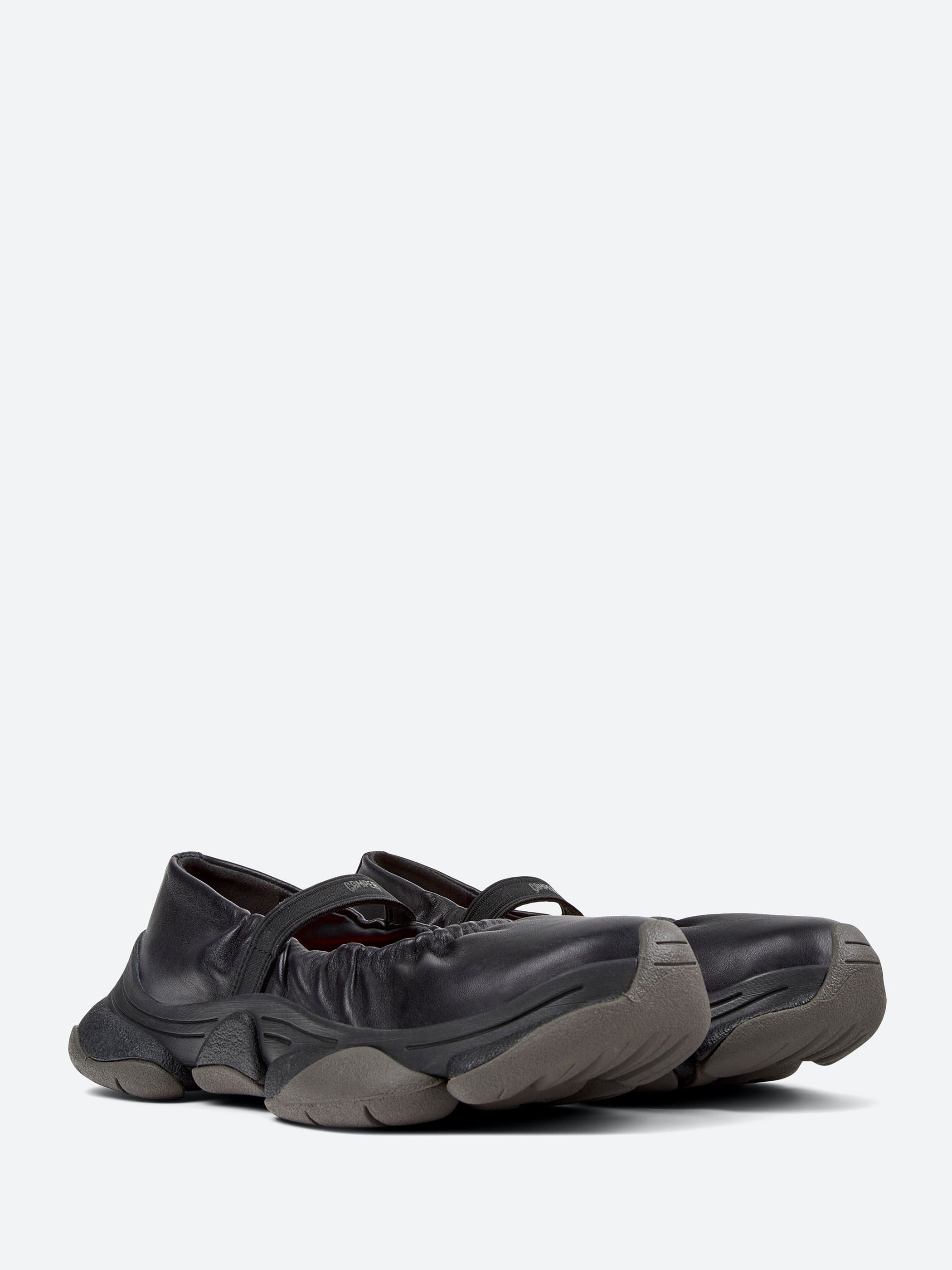 Camper - Karst 2 in Black – gravitypope