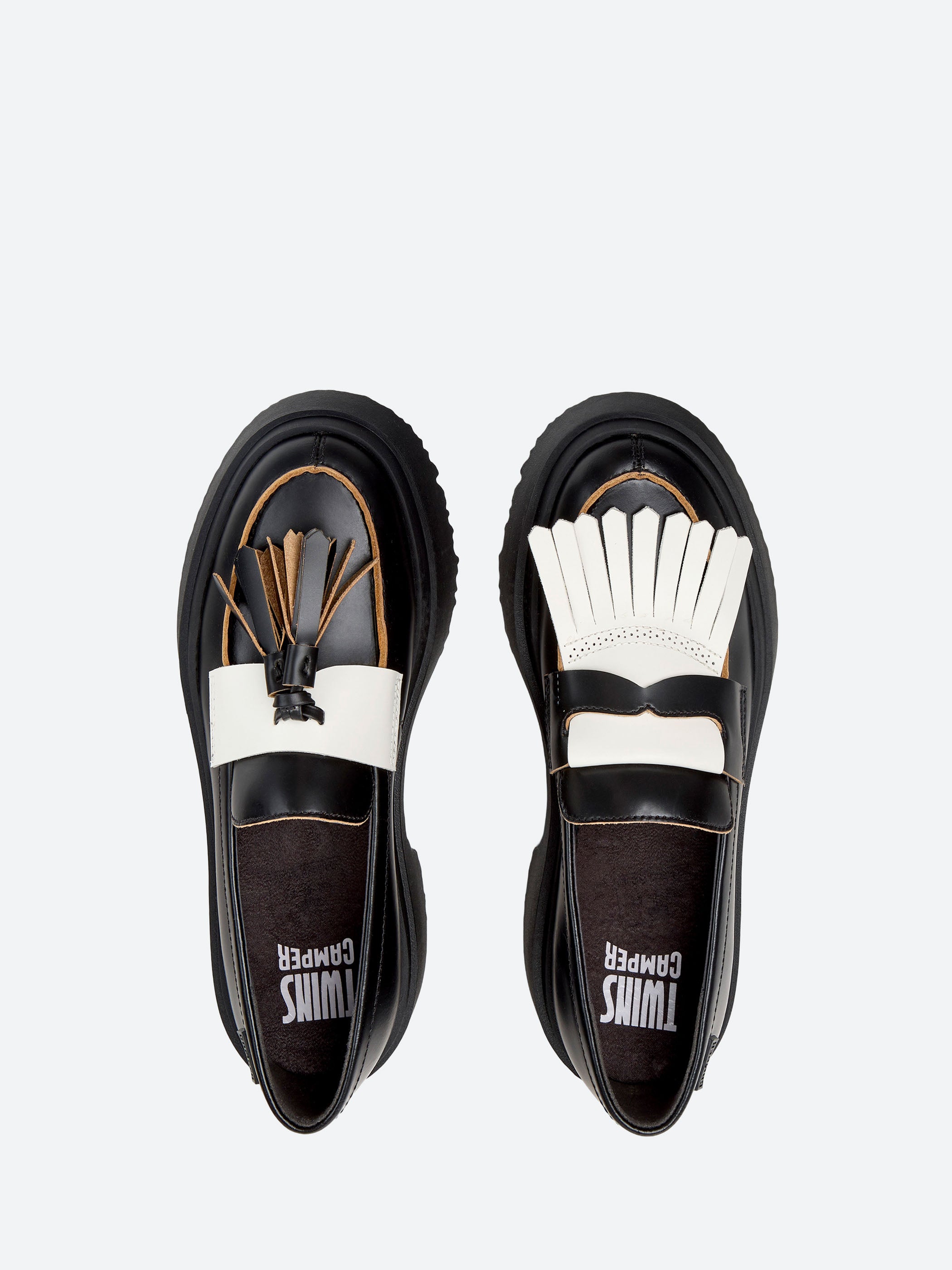 Camper - Twins Walden in Black and White – gravitypope