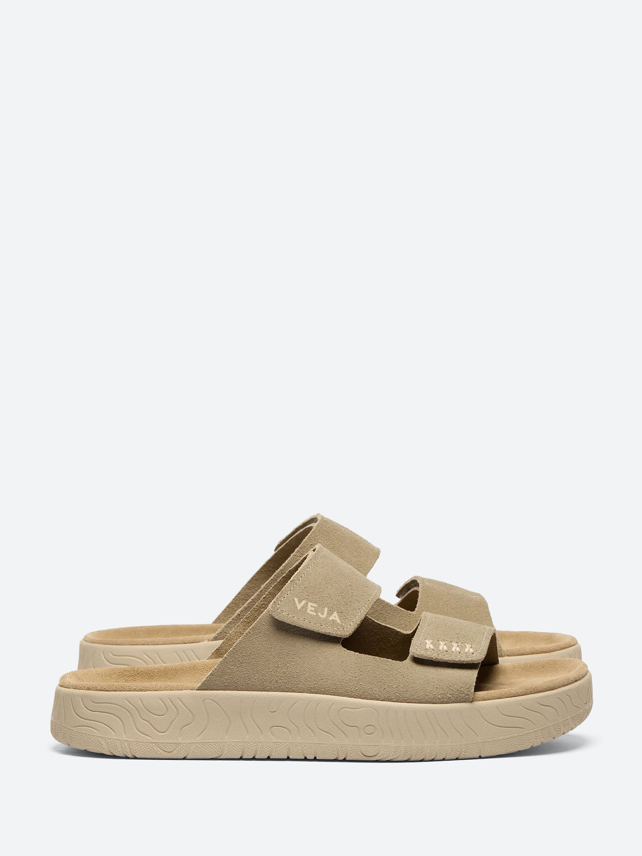 Veja - Etna in Taupe and Almond – gravitypope