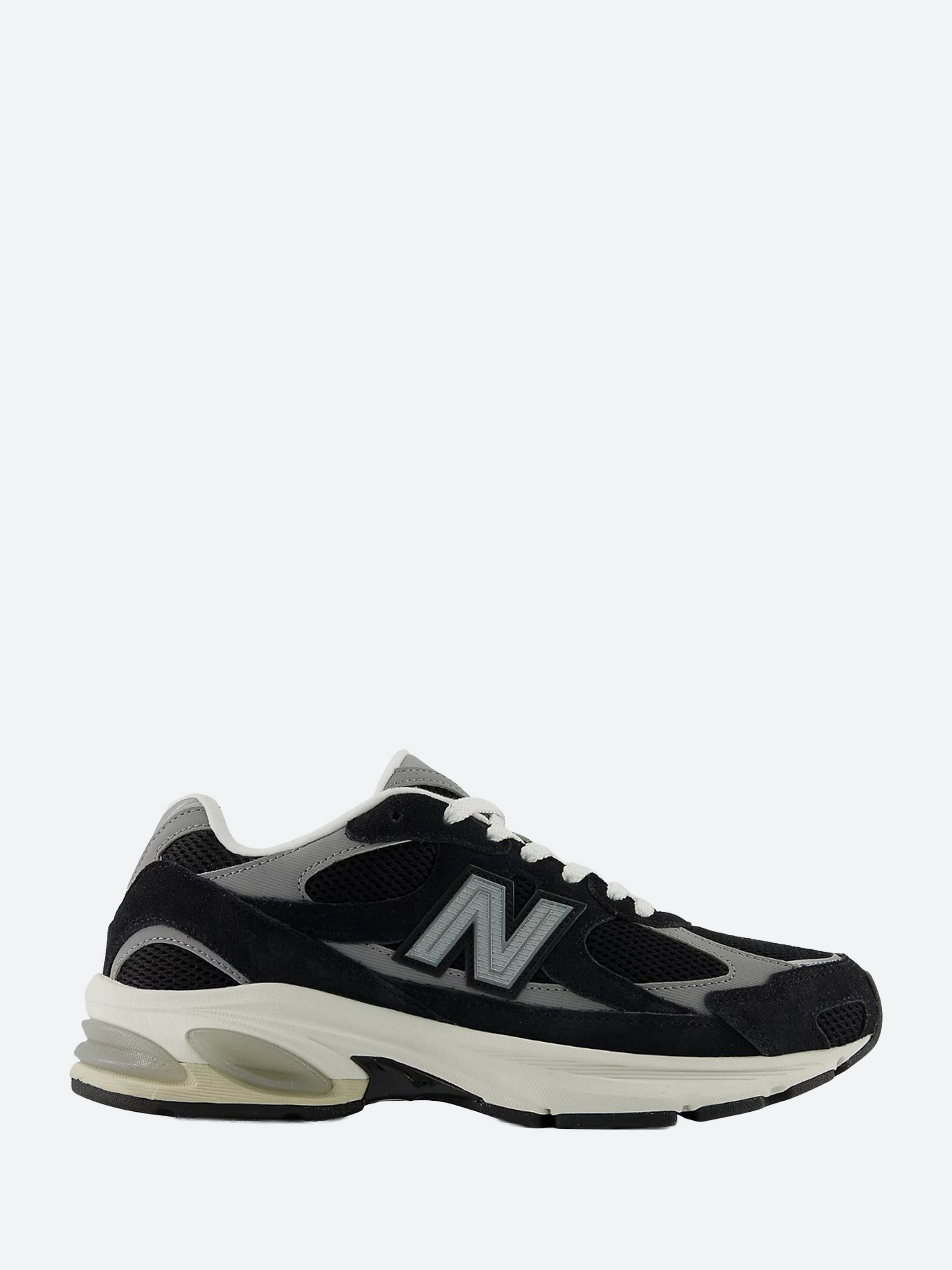 New Balance - 990v6 in Black with Black – gravitypope