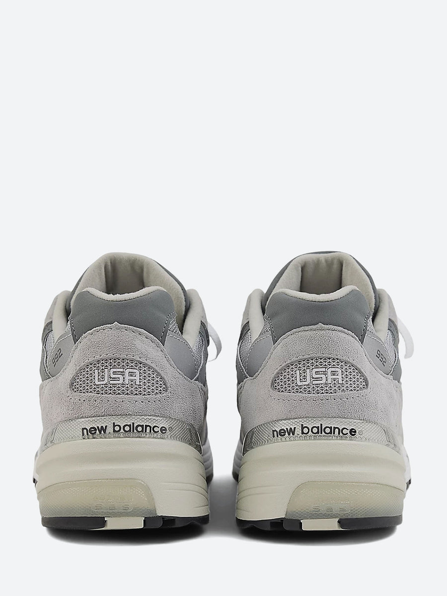 New Balance 992 in Grey – gravitypope