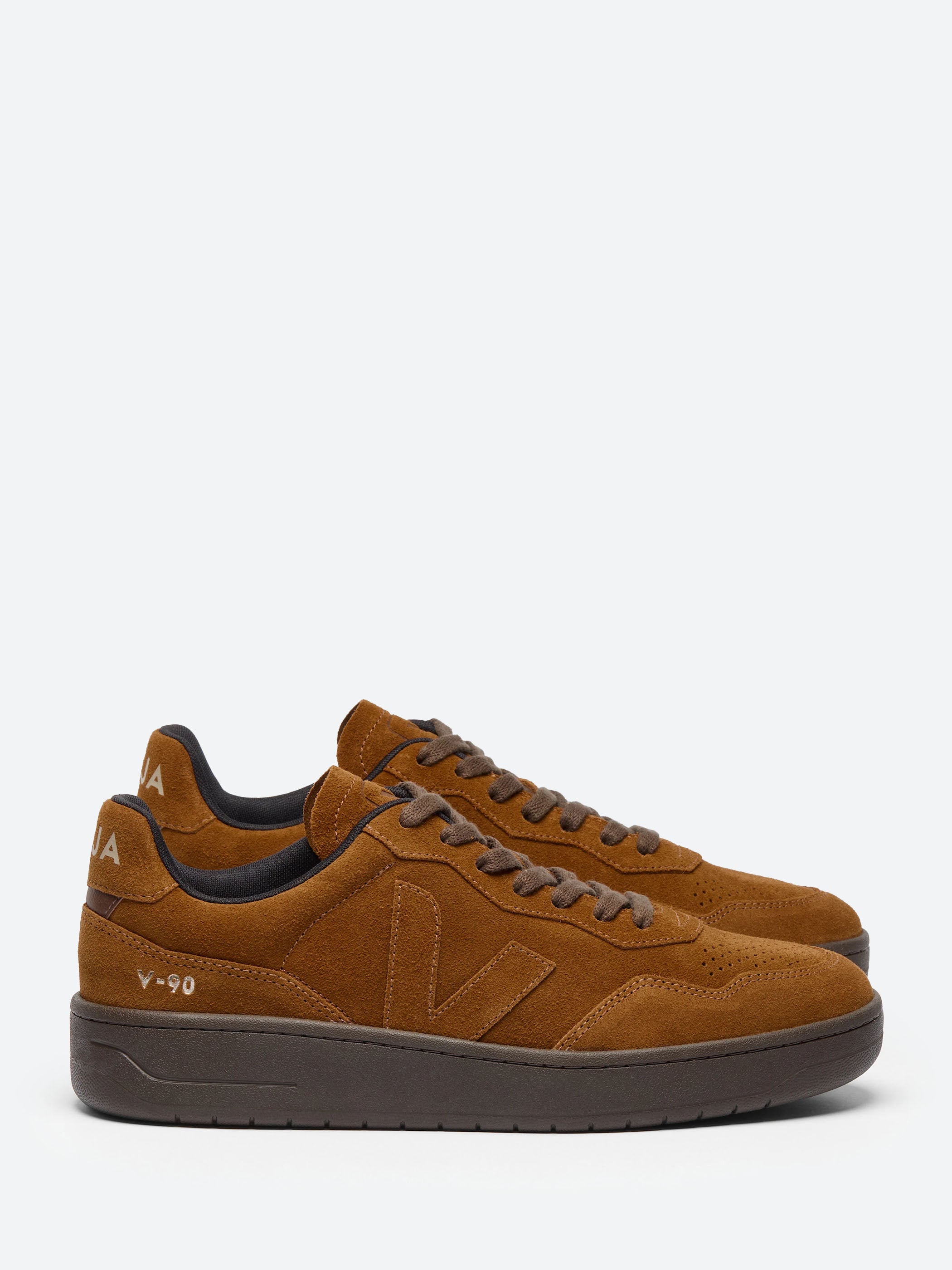Veja - V-90 Suede in Walnut/Black – gravitypope