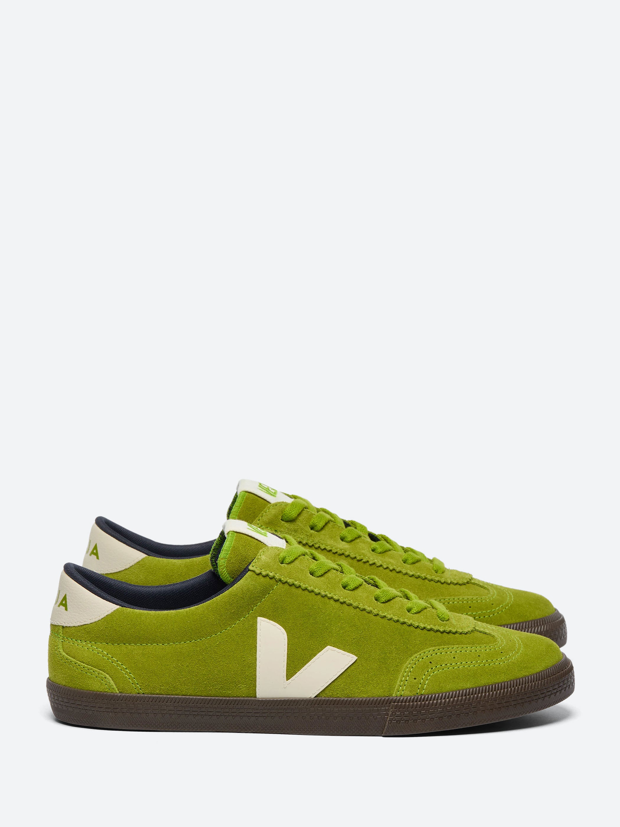 Veja - Volley O.T. Leather in White, Kiwi and Bark – gravitypope